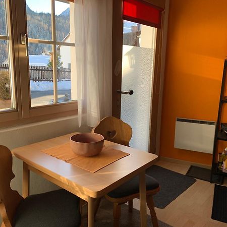 Chasa Bazzi Apartment Скуол Екстериор снимка