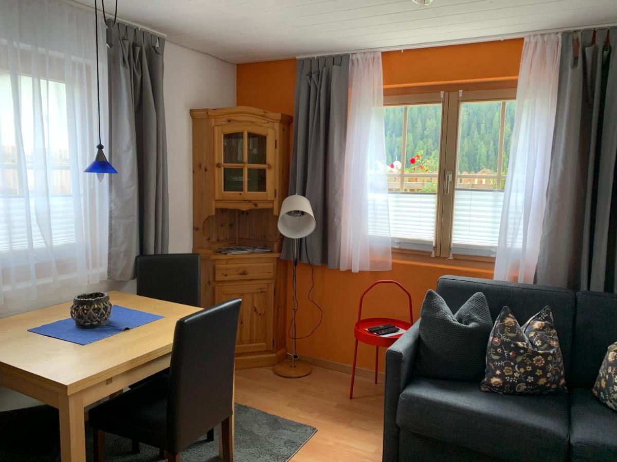 Chasa Bazzi Apartment Скуол Екстериор снимка